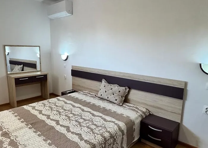 Marina Bay Saint Vlas 公寓 圣弗拉斯