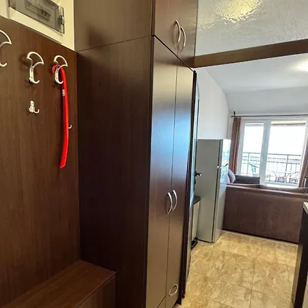 Marina Bay Saint Vlas Apartment
