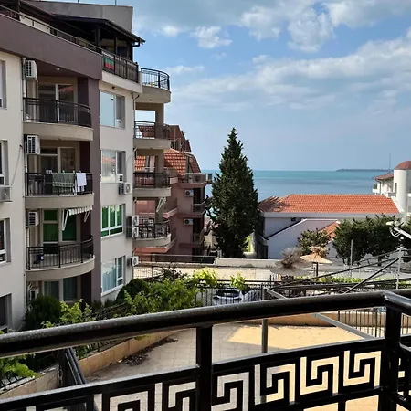 Marina Bay Saint Vlas Apartment *