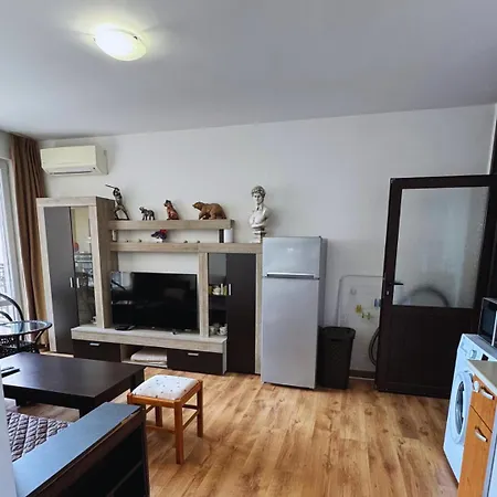 Marina Bay Saint Vlas 圣弗拉斯